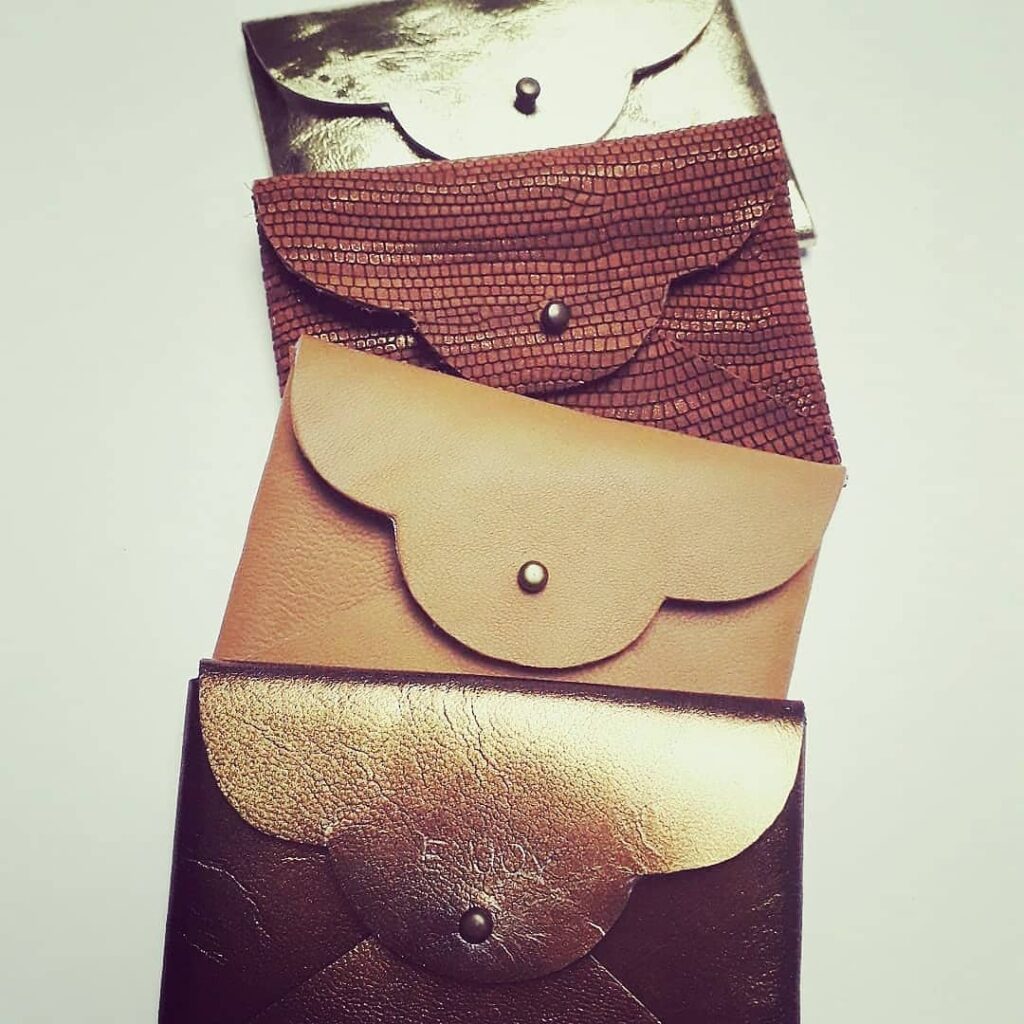 Accessoires en CUIR
